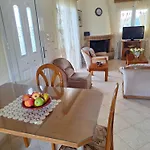 Apartment χαρά Velimákhion